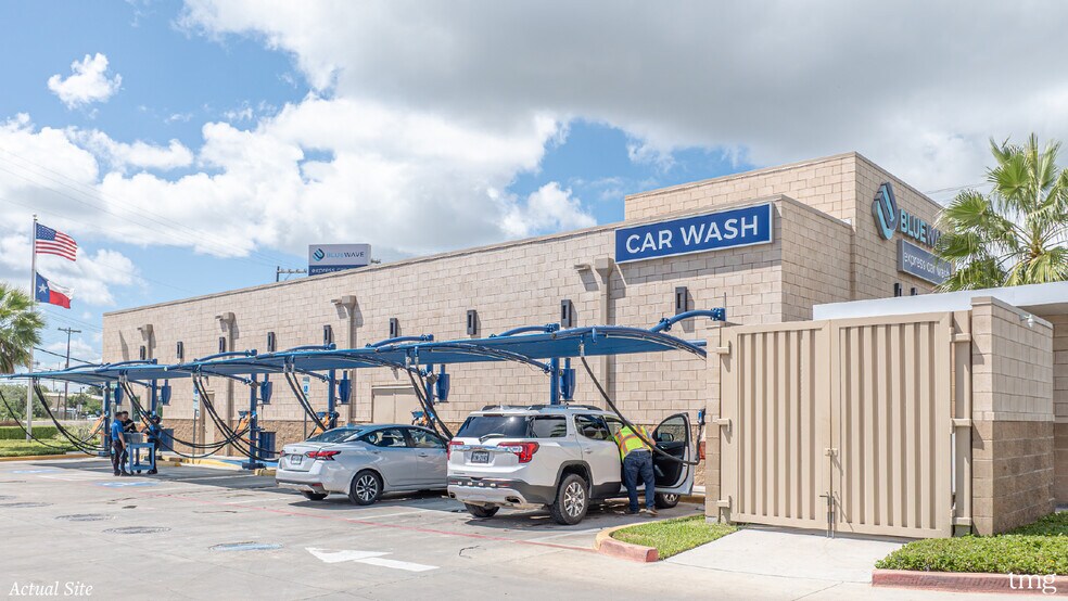 7115 Padre Island Hwy, Brownsville, TX à vendre - Photo du bâtiment - Image 3 de 6