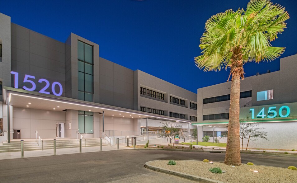1450 S Dobson Rd, Mesa, AZ à louer - Photo du bâtiment - Image 2 de 37
