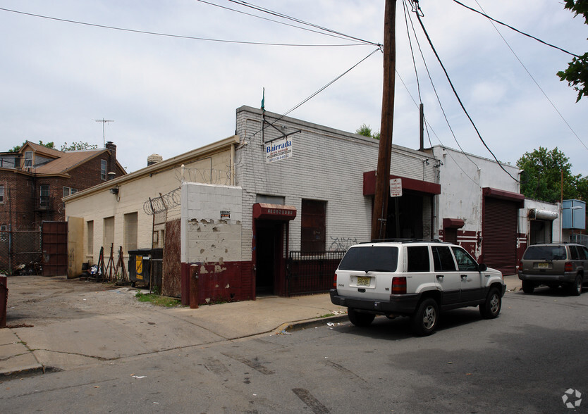 28-34 Hanover St, Newark, NJ for sale - Primary Photo - Image 1 of 1