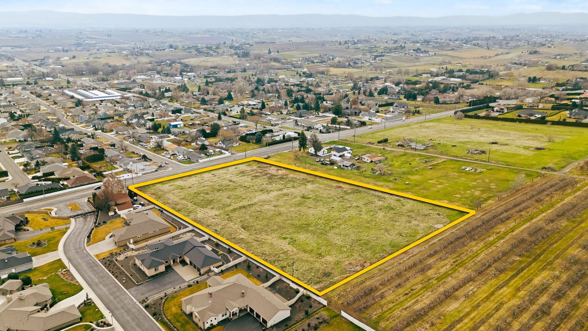 Summitview Ave Ave, Yakima, WA for sale Primary Photo- Image 1 of 10