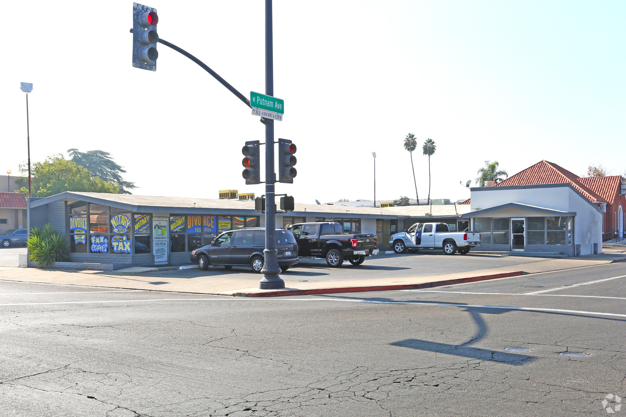 61-69 W Putnam Ave, Porterville, CA for sale Building Photo- Image 1 of 1