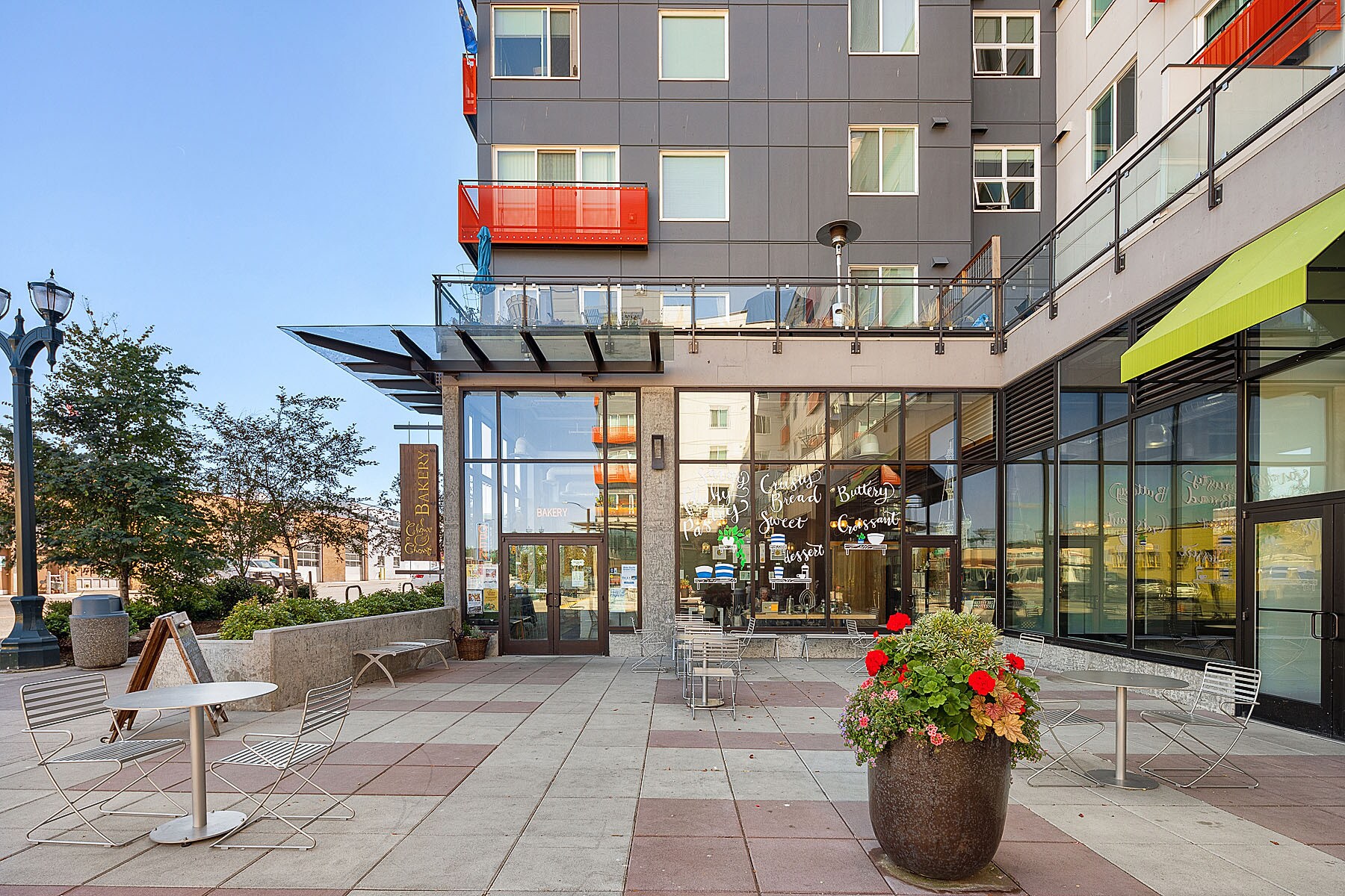 2900 Grand Ave, Everett, WA à louer Photo du bâtiment- Image 1 de 10