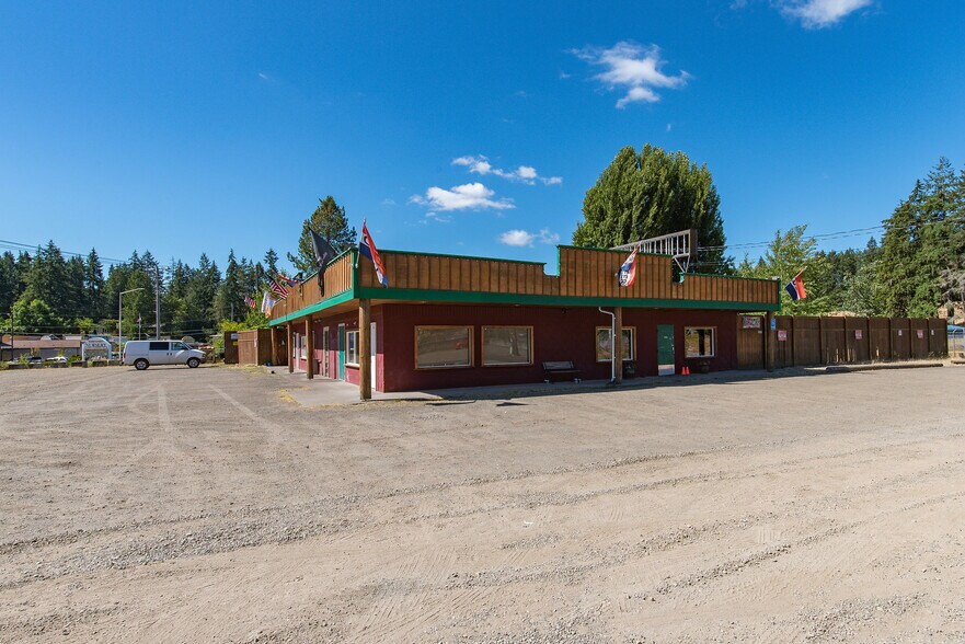 15610 Olson Dr Kp N, Lakebay, WA à vendre - Photo du bâtiment - Image 2 de 18