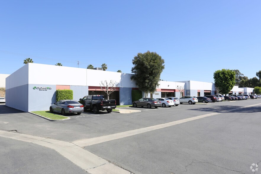 513-533 Mercury Ln, Brea, CA à vendre - Photo du bâtiment - Image 2 de 6