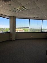 28050 US Hwy 19 N, Clearwater, FL for lease Interior Photo- Image 2 of 9