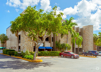 Plus de détails pour 19555 NE 10th Ave, Miami, FL - Bureau, Industriel à louer