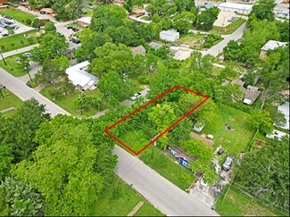 Plus de détails pour 528 13th St, Huntsville, TX - Terrain à vendre