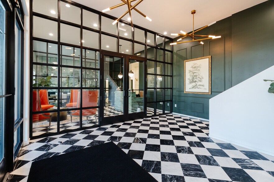 210 N 1200 E, Lehi, UT à vendre - Photo du bâtiment - Image 3 de 10