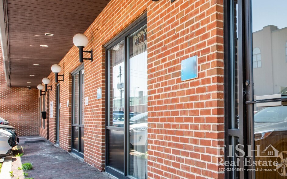 227 Academy St, Williamsport, PA for lease - Building Photo - Image 2 of 13