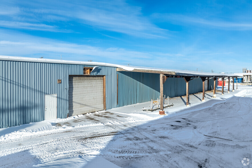 2134 50 St SE, Calgary, AB for lease - Primary Photo - Image 1 of 3