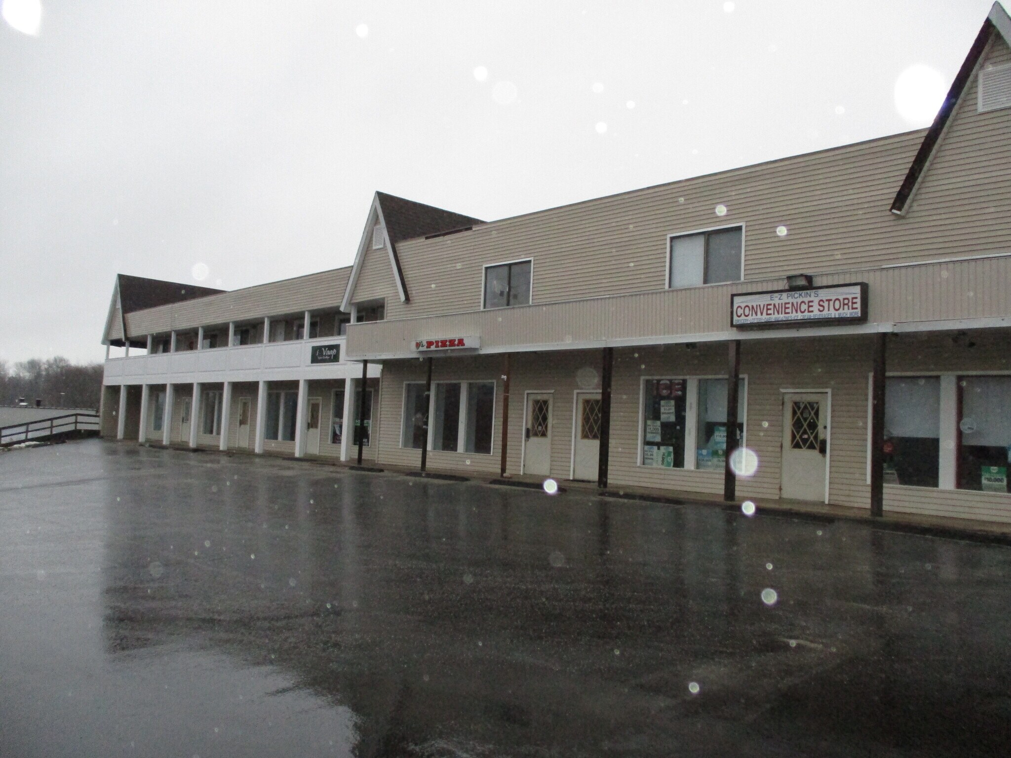 761 Wolcott Rd, Wolcott, CT à vendre Photo du bâtiment- Image 1 de 1