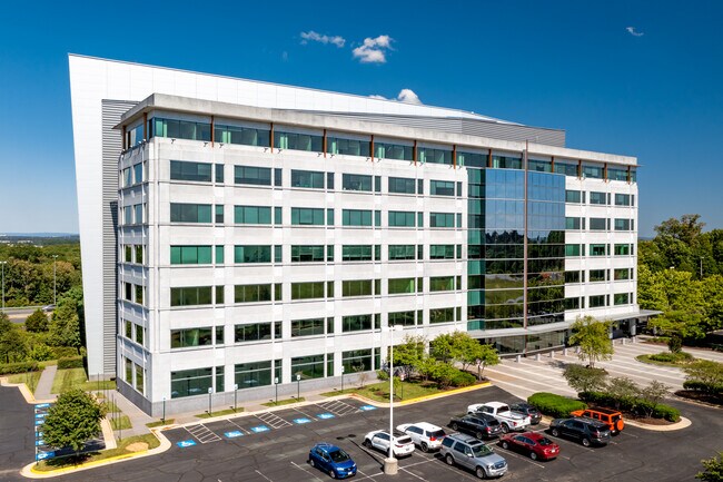 Plus de détails pour 21000 Atlantic Blvd, Dulles Town Center, VA - Bureau à louer