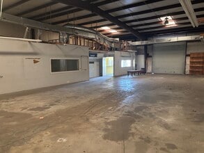 600 Keystone Ct, Pelham, AL for lease Interior Photo- Image 2 of 10