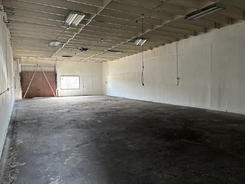 15232 Arrow Hwy, Baldwin Park, CA for lease - Building Photo - Image 3 of 10