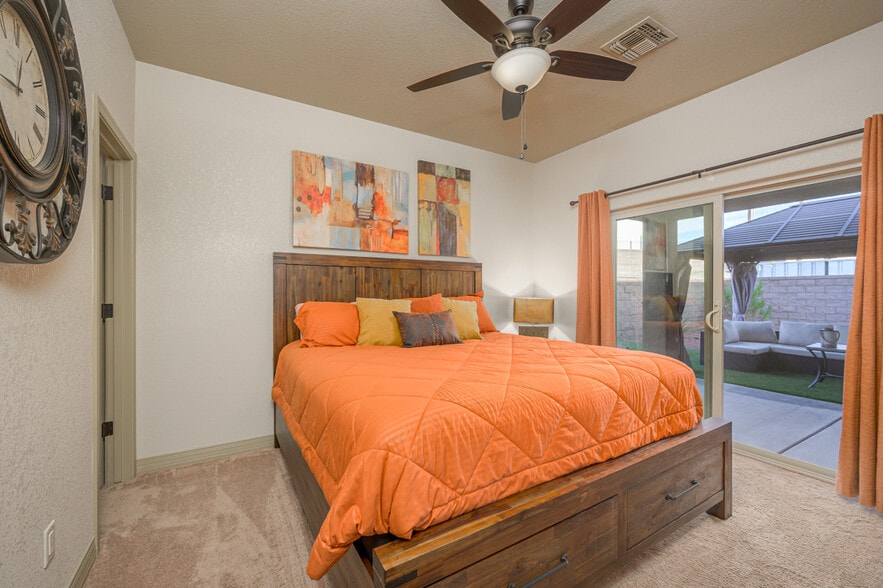 1100 Rolling Hills Dr, Lake Havasu City, AZ for sale - Building Photo - Image 3 of 7