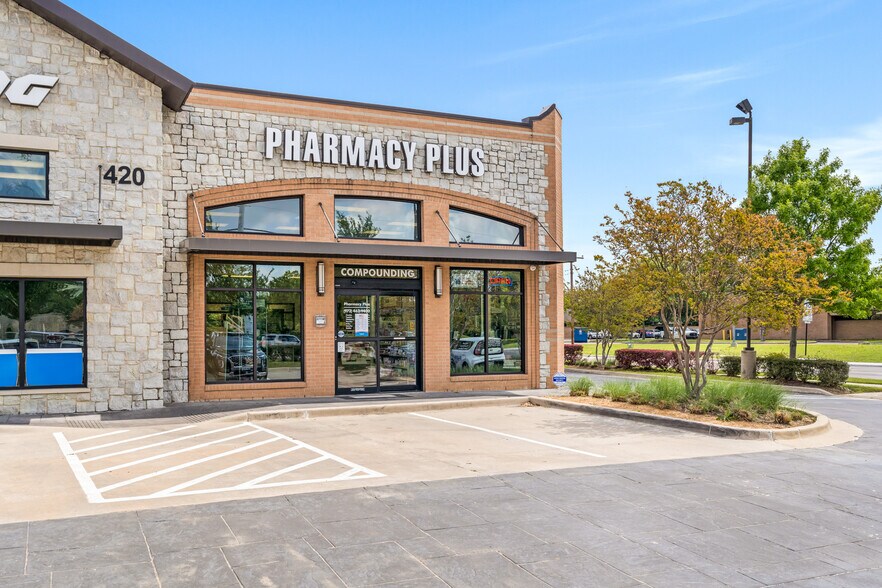 420 S Denton Tap Rd, Coppell, TX à louer - Photo du bâtiment - Image 1 de 24