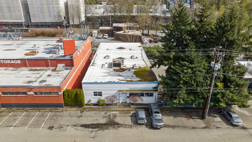 1128 Poplar Pl S, Seattle, WA for lease - Aerial - Image 2 of 6
