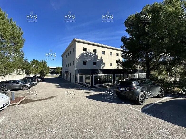 55 Rue Pythagore, Aix-en-Provence à vendre - Photo du bâtiment - Image 1 de 15