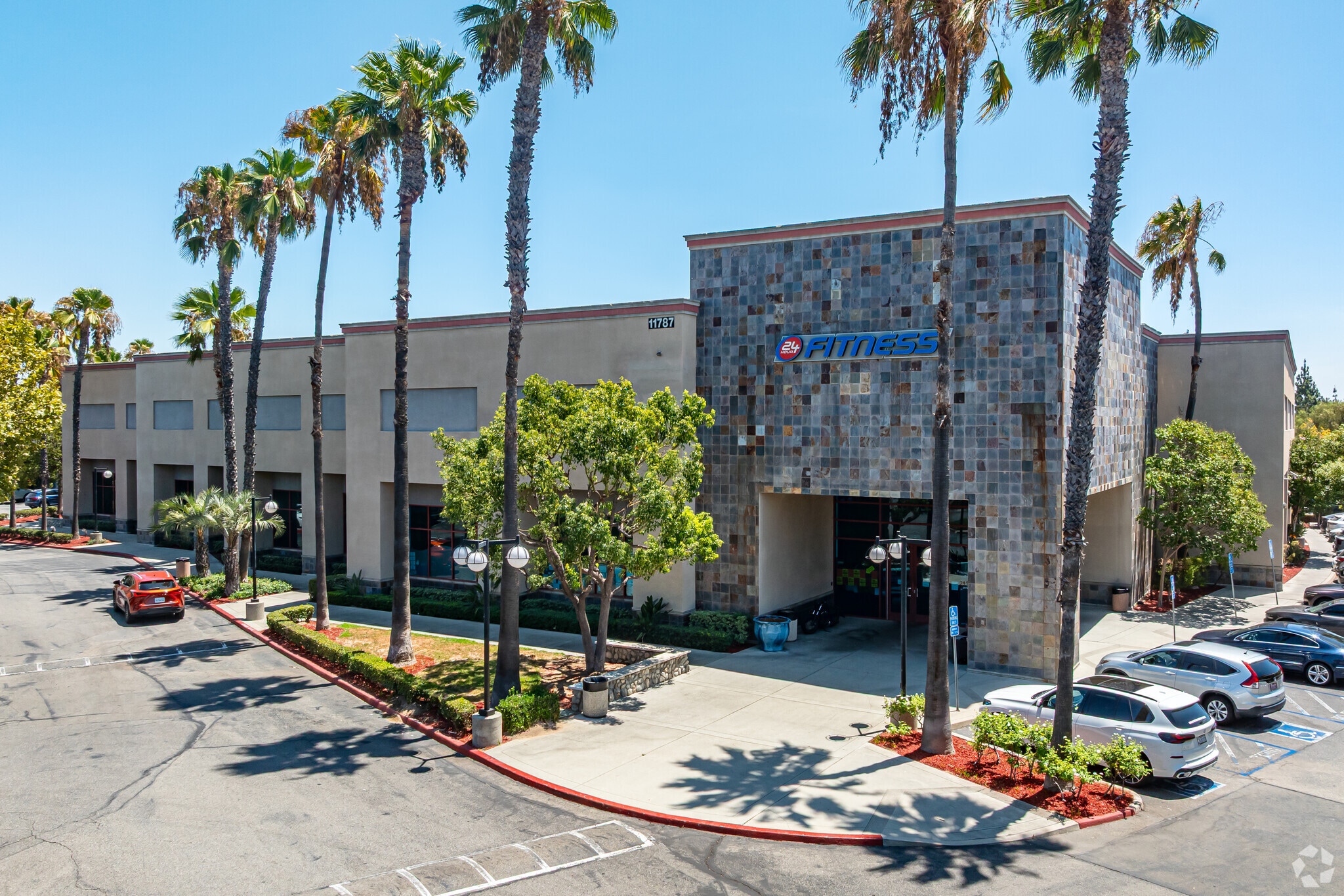 11787 Foothill Blvd, Rancho Cucamonga, CA for lease Primary Photo- Image 1 of 5