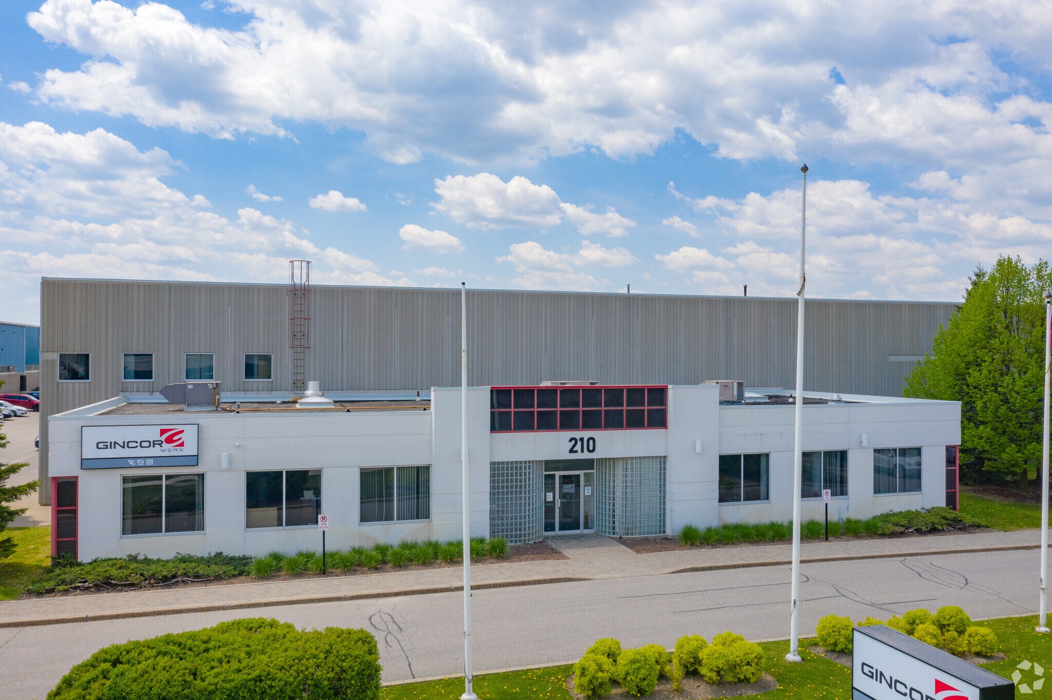 210 Harry Walker Pky N, Newmarket, ON à vendre Photo principale- Image 1 de 1