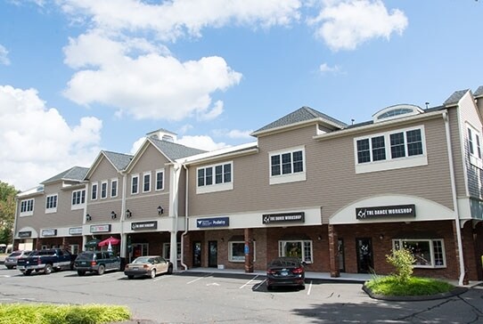 500 Monroe Tpke, Monroe, CT à louer - Photo du bâtiment - Image 3 de 5