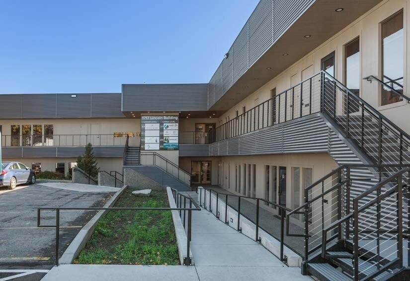 1717 Lincoln Way, Coeur d'Alene, ID à louer - Photo du bâtiment - Image 3 de 6