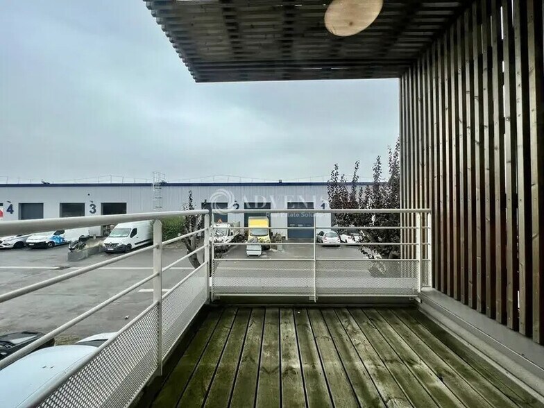 Flex dans SAINT-OUEN-L'AUMONE à louer - Photo du bâtiment - Image 3 de 9