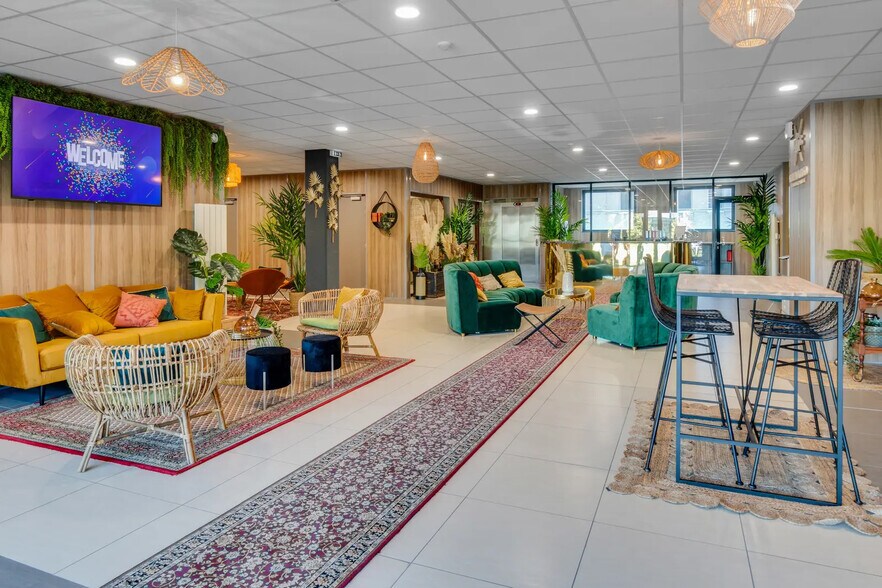 2 Impasse Serge Reggiani, Saint-Herblain à louer - Hall d’entrée - Image 3 de 5