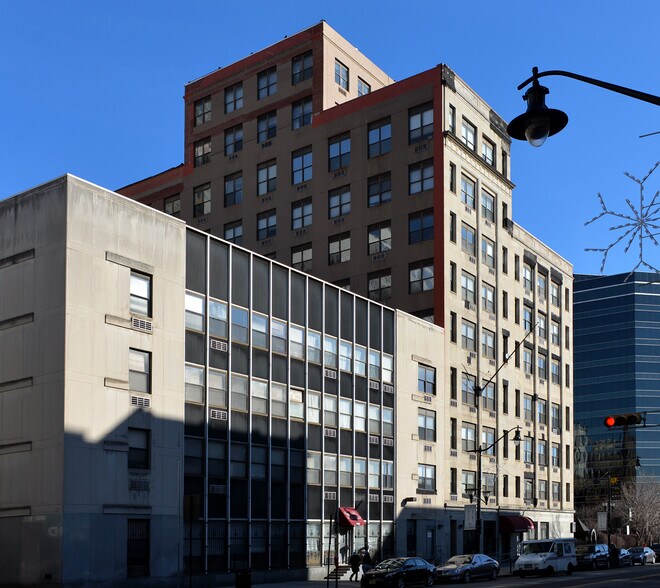 111 Mulberry St, Newark, NJ à louer - Photo du bâtiment - Image 2 de 2