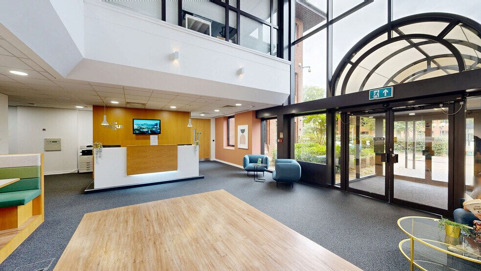 3 The Drive, Great Warley à louer - Numérisation 3D de Matterport - Image 2 de 23