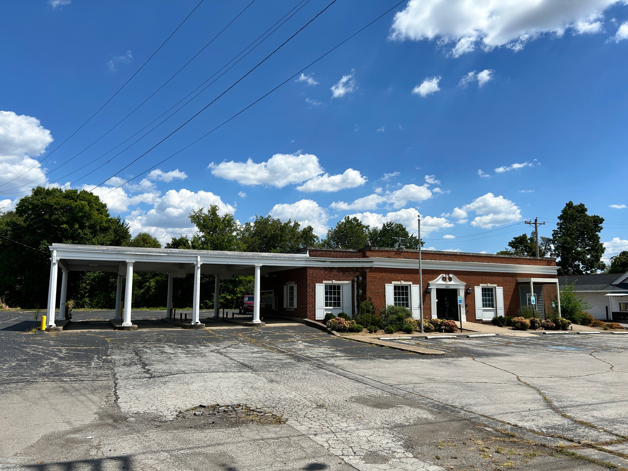 3301 Fort Campbell Blvd, Clarksville, TN for sale Building Photo- Image 1 of 15