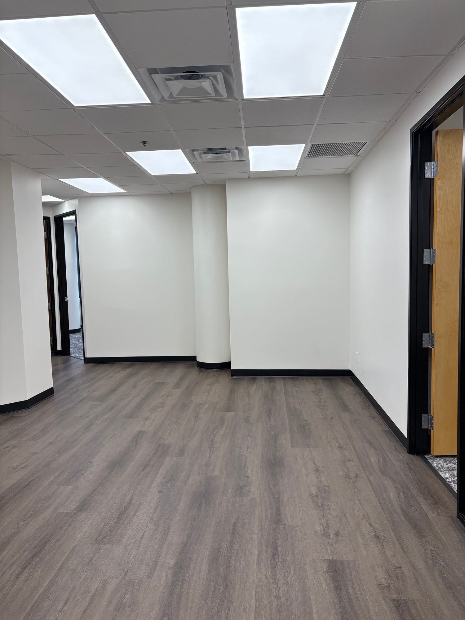 1400 E Southern Ave, Tempe, AZ for lease Interior Photo- Image 1 of 10