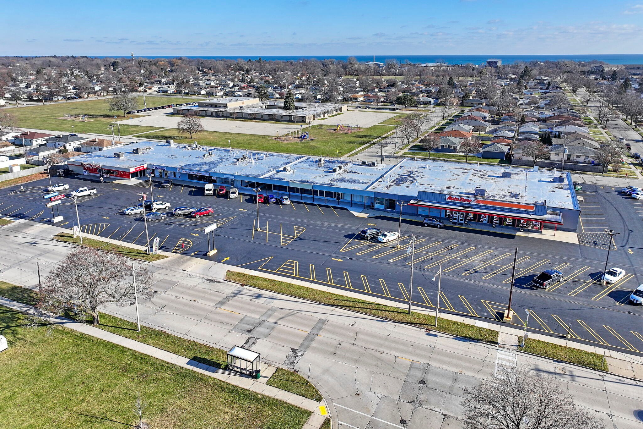 2027-2055 22nd Ave, Kenosha, WI à louer Photo principale- Image 1 de 18