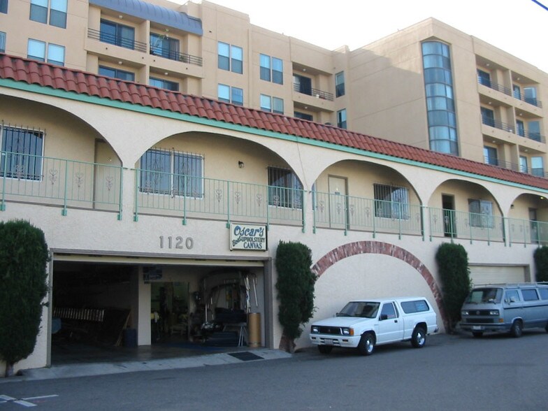 1120 Princeton Dr, Marina del Rey, CA à louer - Photo du bâtiment - Image 2 de 11