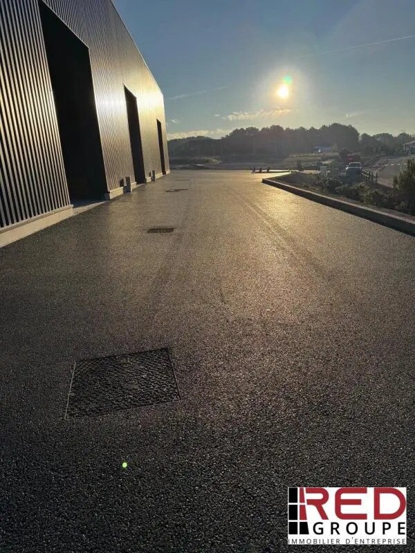 Industriel dans Lambesc à louer Photo du bâtiment- Image 1 de 5