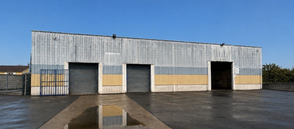 Industrial in Beynost for sale Building Photo- Image 1 of 5