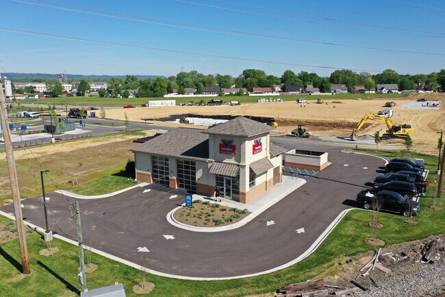 More details for 1771 Veterans Pky, Jeffersonville, IN - Retail for Sale