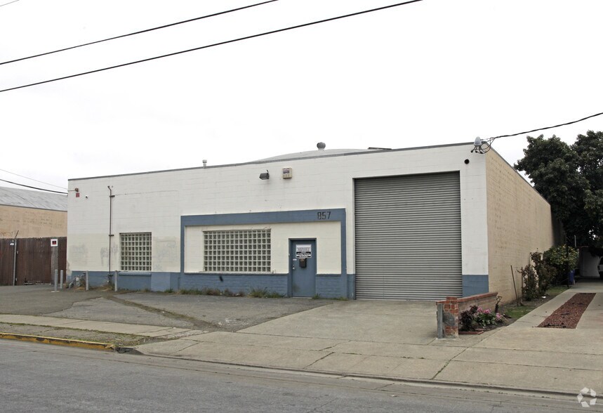 857 Thornton St, San Leandro, CA for lease - Primary Photo - Image 1 of 2