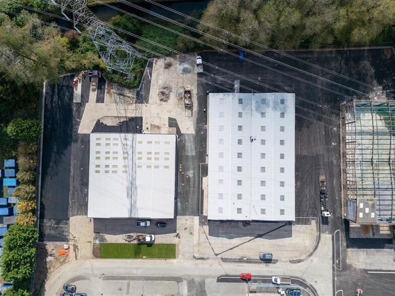 Ewenny Industrial Estate, Bridgend for sale - Building Photo - Image 3 of 4