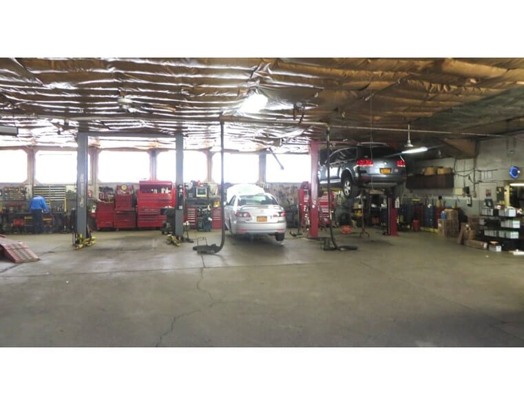 269-271 Main St, Highland Falls, NY for lease - Building Photo - Image 2 of 8