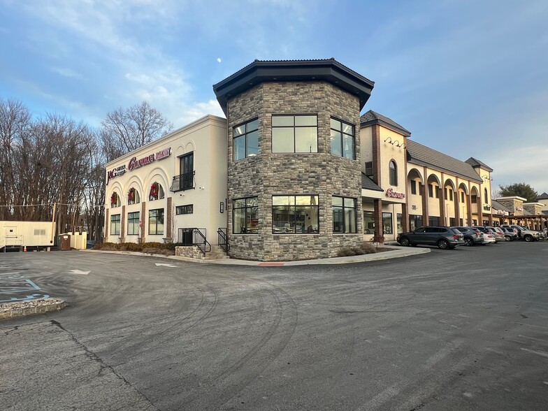 244 Route 46 East, Fairfield, NJ for lease - Building Photo - Image 1 of 15