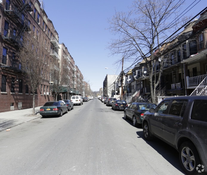 1335 College Ave, Bronx, NY for sale - Building Photo - Image 2 of 4