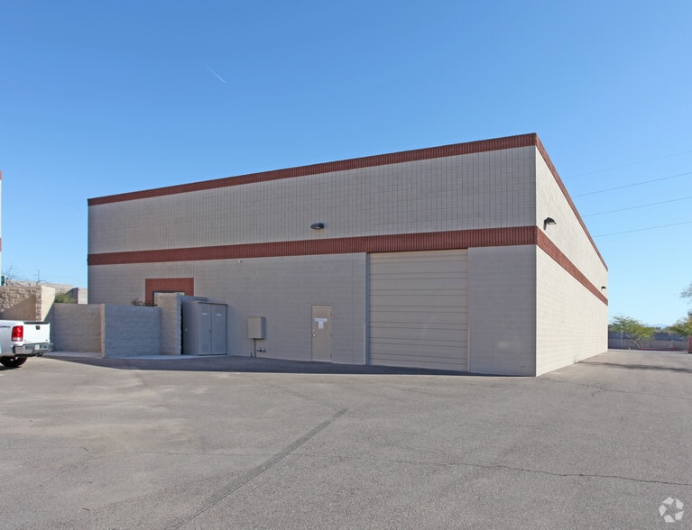 3225-3245 N Nevada St, Chandler, AZ for lease - Building Photo - Image 3 of 3