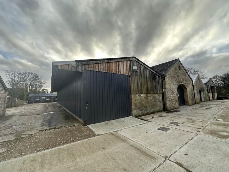 Swinbrook Farm, Upton for lease - Building Photo - Image 3 of 4