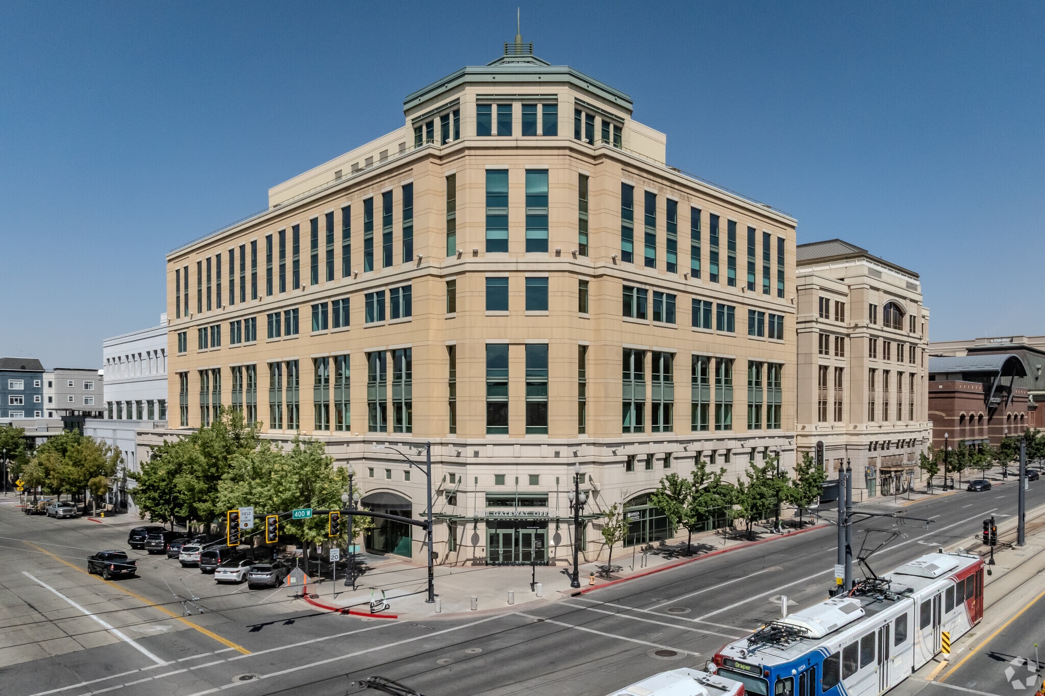 90 S 400 W, Salt Lake City, UT for lease Primary Photo- Image 1 of 27