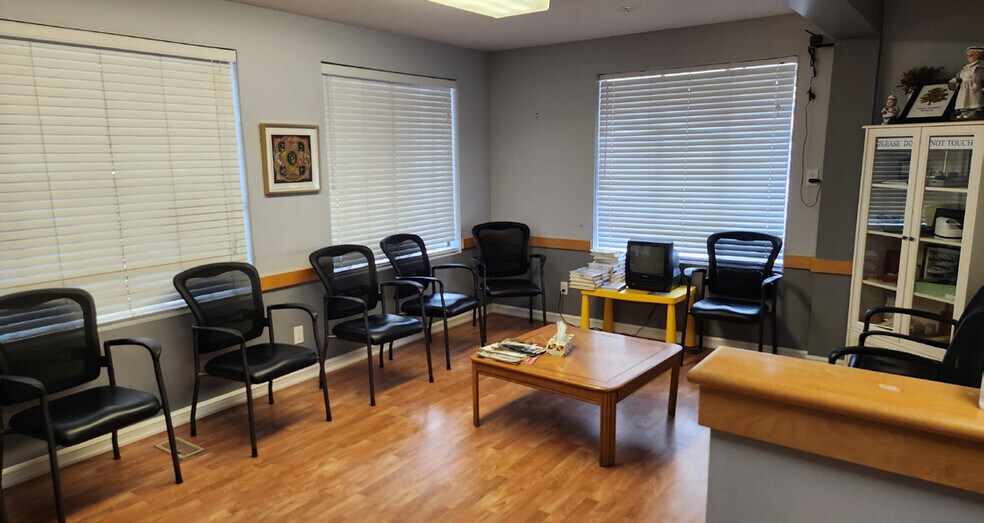 5500 206 St, Langley, BC for sale - Interior Photo - Image 3 of 4