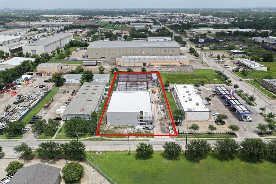 2069 Magnolia Dr, Pasadena, TX for sale - Building Photo - Image 3 of 9