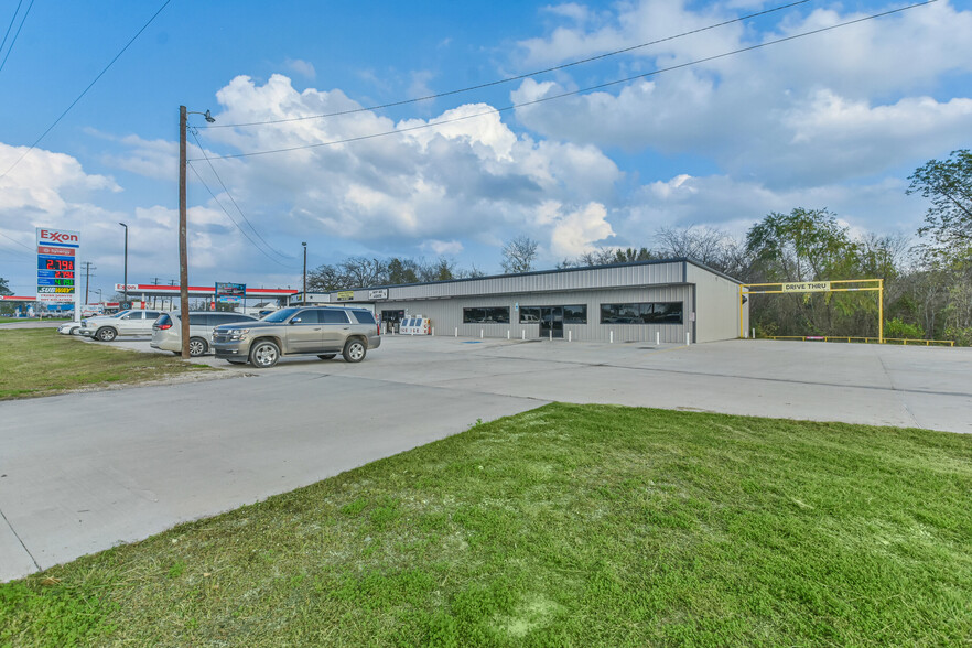 3762 Highway 19, Riverside, TX for lease - Building Photo - Image 3 of 26