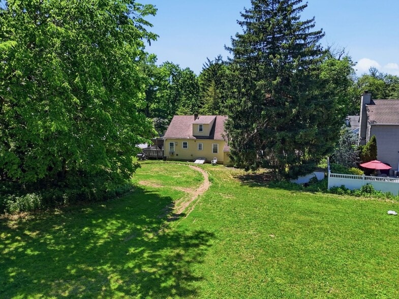 592 Ridgewood Rd, Township of Washington, NJ à vendre - Aérien - Image 3 de 4