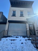 25-89 Steinway St, Astoria, NY for lease Interior Photo- Image 1 of 8